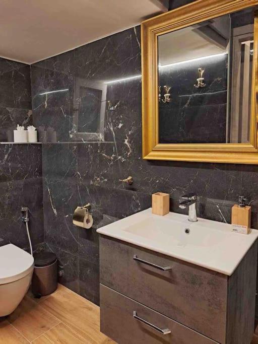 Royal Blue Grand Suite No 4 Piraeus Port Eksteriør billede